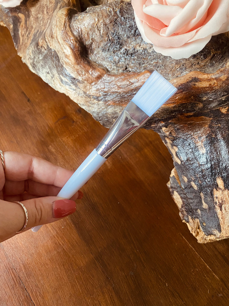 Mask brush