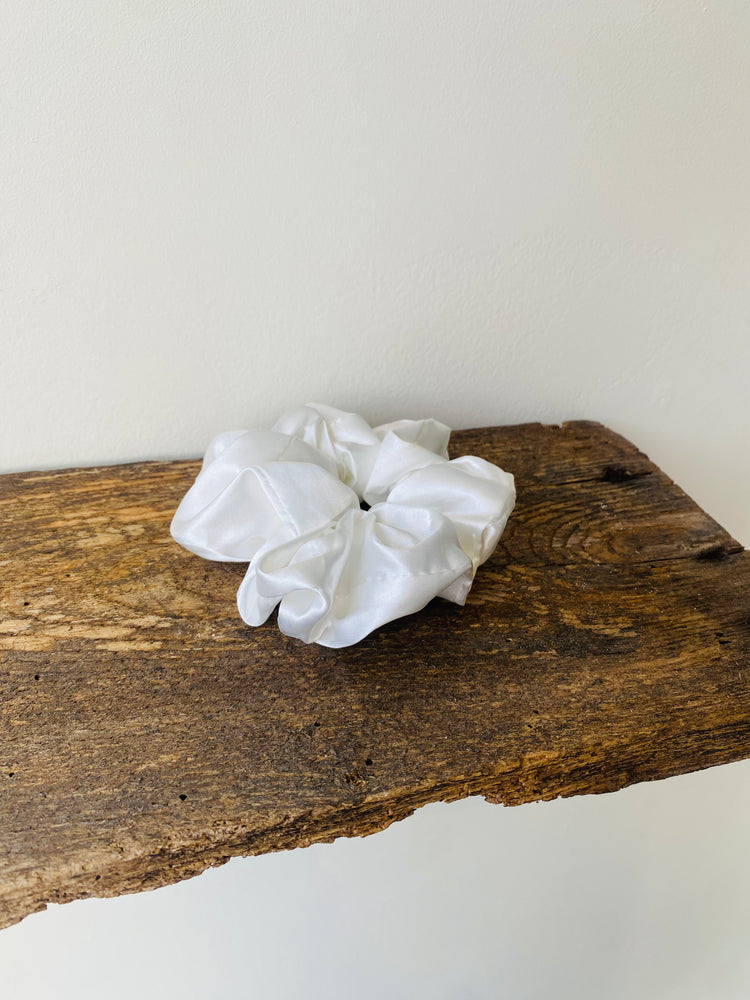 Scrunchies for resale (10) mixed