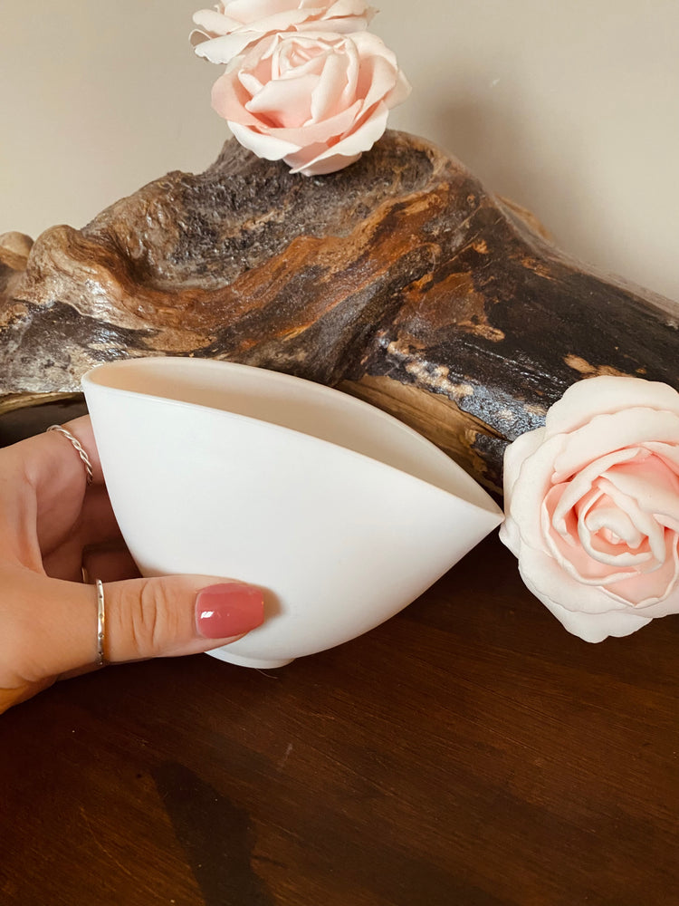 White flexible bowl