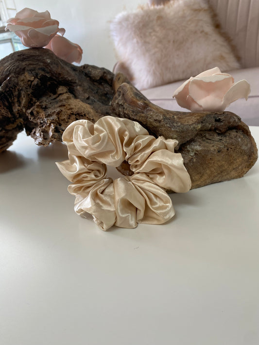 Scrunchies for resale (10)