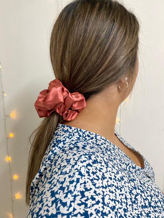 Brulé scrunchie